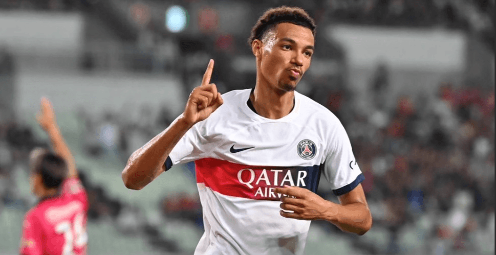 Hugo Ekitike and Liverpool have reached an agreement; the Reds are negotiating a record-breaking transfer with Frankfurt