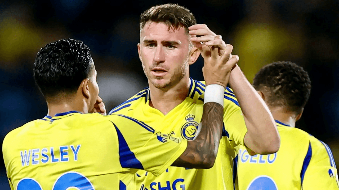 بعد استبعاده من قائمة النصر.. إيمريك لابورت يخطو نحو العودة إلى أوروبا!