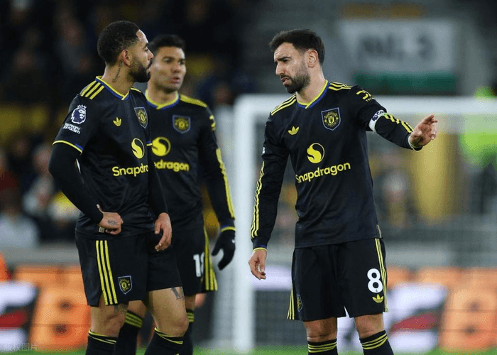 [वीडियो हाइलाइट्स] वुल्व्स 1-4 मैनचेस्टर यूनाइटेड: ब्रूनो फर्नांडीस ने 2 गोल किए और 1 असिस्ट दिया; माउंट और एम्बेम्बो ने भी गोल किए