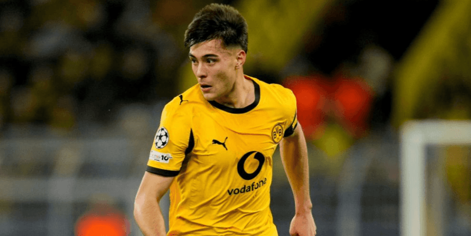 تشيلسي قد يفشل في استدعاء مامادو سار بسبب رفض آرون أنسيليمينو للانتقال على سبيل الإعارة