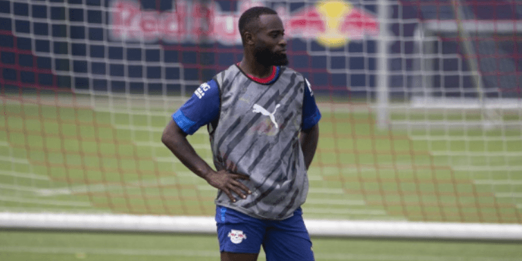 अंतिम दिन: लिवरपूल डच इंटरनेशनल हाइटरेन्डा को लोन पर लेने के लिए बातचीत में