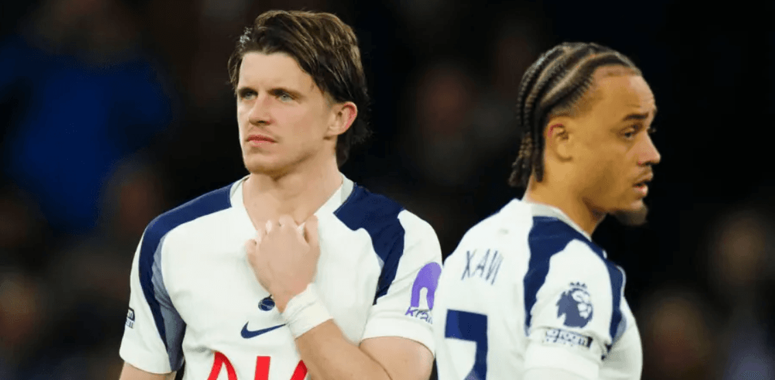 عصر ليفي انتهى! توتنهام يحطم سقف الأجور ويعرض عقودًا عملاقة إذا نجح في تجنب الهبوط هذا الموسم!