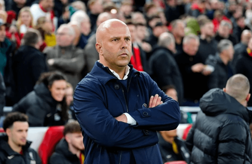 मैंने इसे 450 बार कहा है! स्लॉट ने लिवरपूल के खर्च की आलोचना करने वालों पर किया पलटवार – £450M खर्च किए लेकिन खिलाड़ी बिक्री से £300M जुटाए!