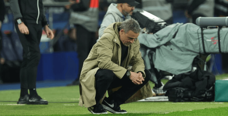 قبل مواجهة دوري أبطال أوروبا مع تشيلسي، يقرر لويس إنريكي طمأنة اللاعبين لإعادة بناء الثقة