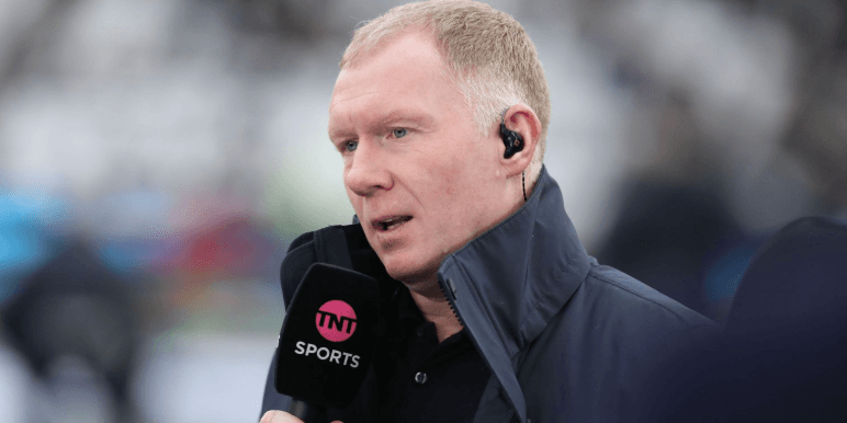 بول سكولز يسخر من مايكل كاريك: أربع مباريات مانشستر يونايتد الأخيرة كانت فظيعة